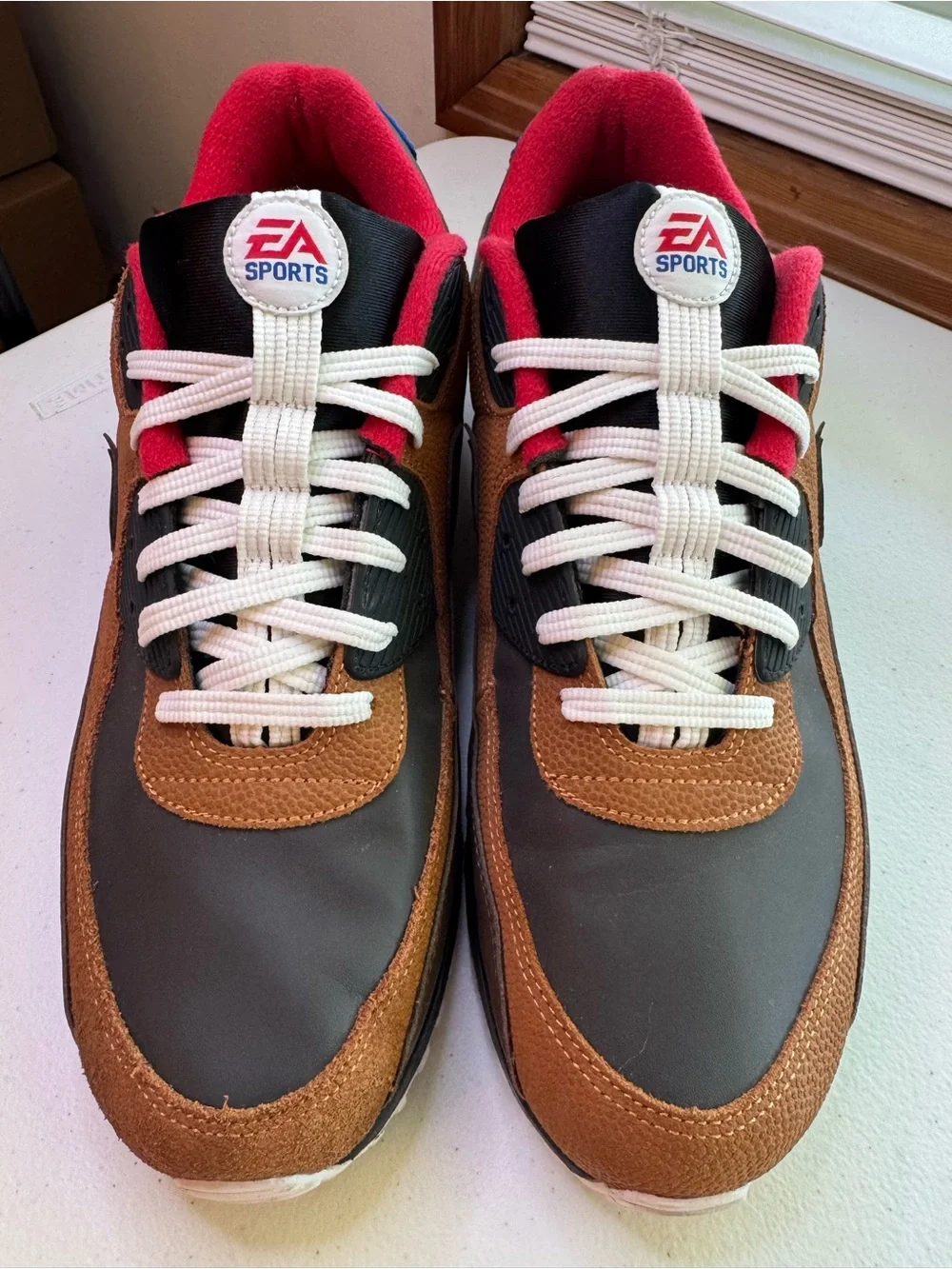 Nike Air Max 90 EA Sports, Play Like Mad; Size 15M